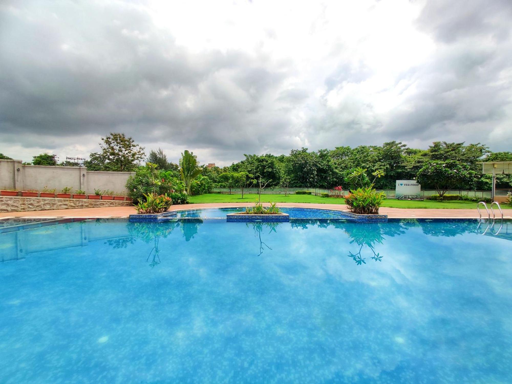 Pushpam Sanskruti Resort Karjat - A Pure Veg Resort Dhamni Экстерьер фото