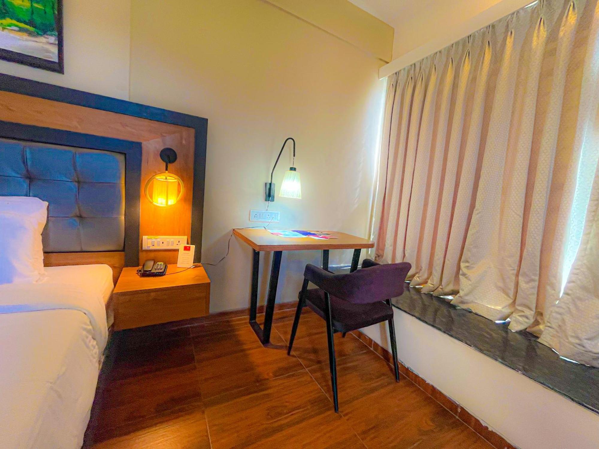 Pushpam Sanskruti Resort Karjat - A Pure Veg Resort Dhamni Экстерьер фото
